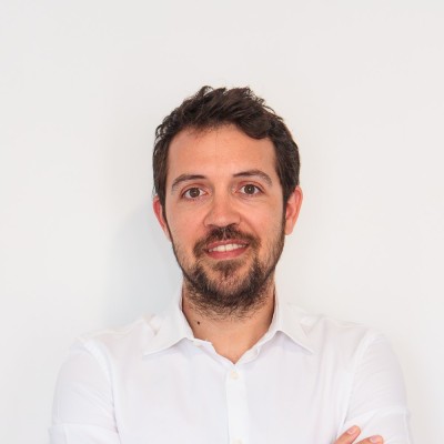 Flávio Fernandes headshot